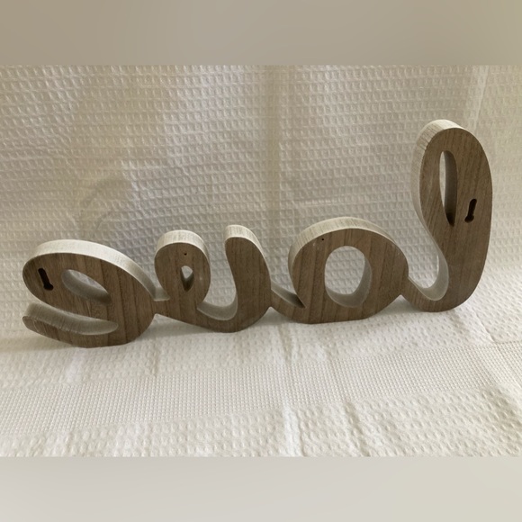 Love - Decorative Wooden Sign - Picture 5 of 5